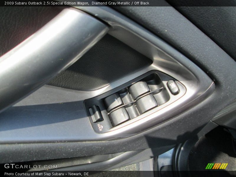Diamond Gray Metallic / Off Black 2009 Subaru Outback 2.5i Special Edition Wagon