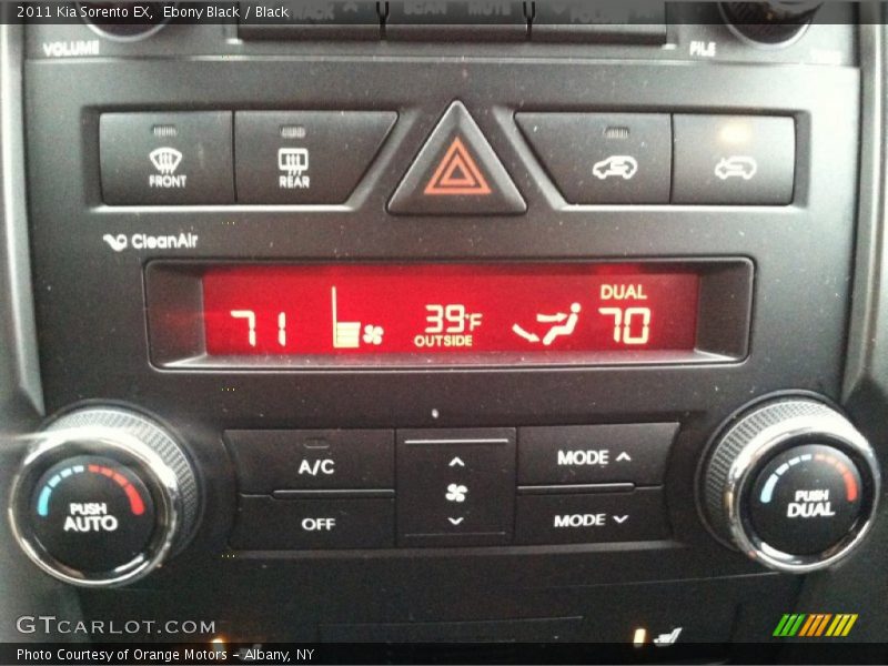 Controls of 2011 Sorento EX