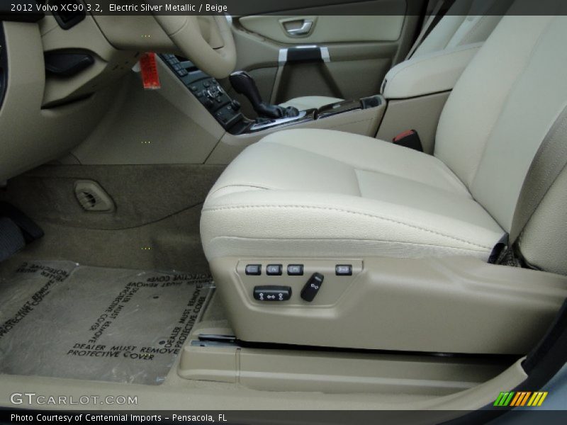 Electric Silver Metallic / Beige 2012 Volvo XC90 3.2