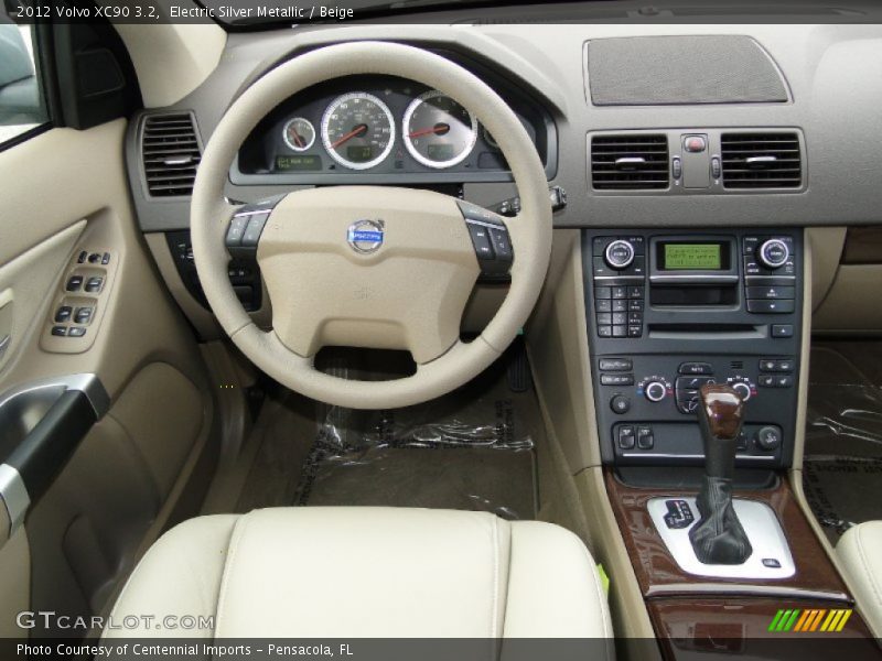 Dashboard of 2012 XC90 3.2