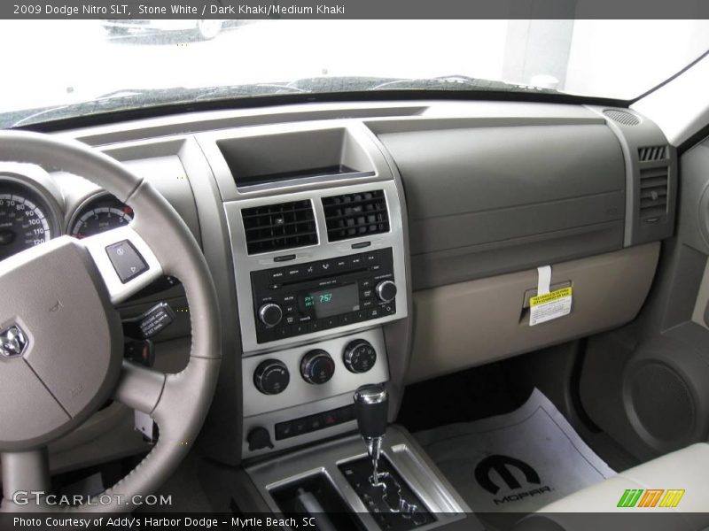 Stone White / Dark Khaki/Medium Khaki 2009 Dodge Nitro SLT
