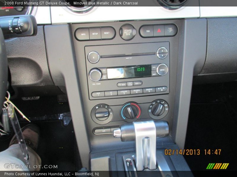 Controls of 2008 Mustang GT Deluxe Coupe