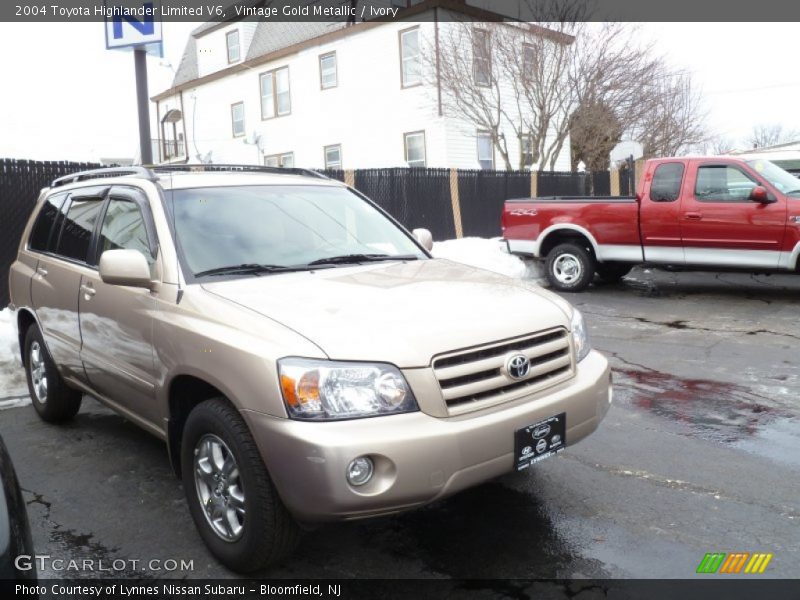 Vintage Gold Metallic / Ivory 2004 Toyota Highlander Limited V6