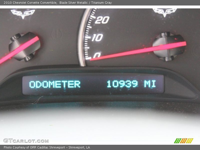 Blade Silver Metallic / Titanium Gray 2010 Chevrolet Corvette Convertible