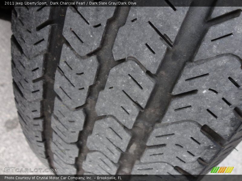 Dark Charcoal Pearl / Dark Slate Gray/Dark Olive 2011 Jeep Liberty Sport