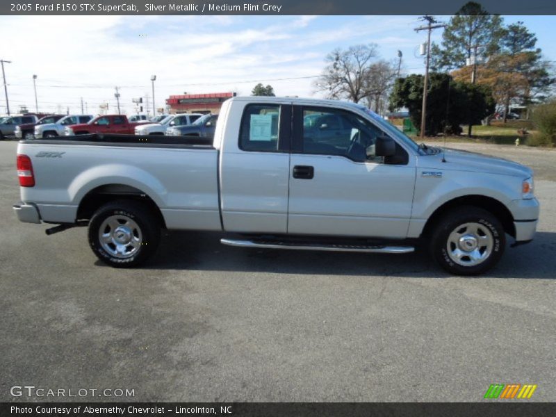 Silver Metallic / Medium Flint Grey 2005 Ford F150 STX SuperCab