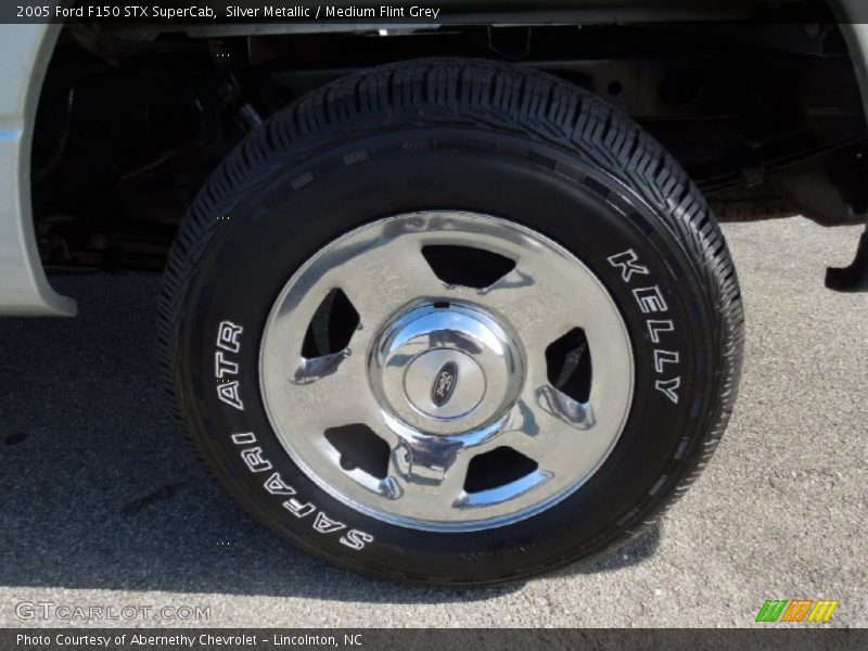Silver Metallic / Medium Flint Grey 2005 Ford F150 STX SuperCab