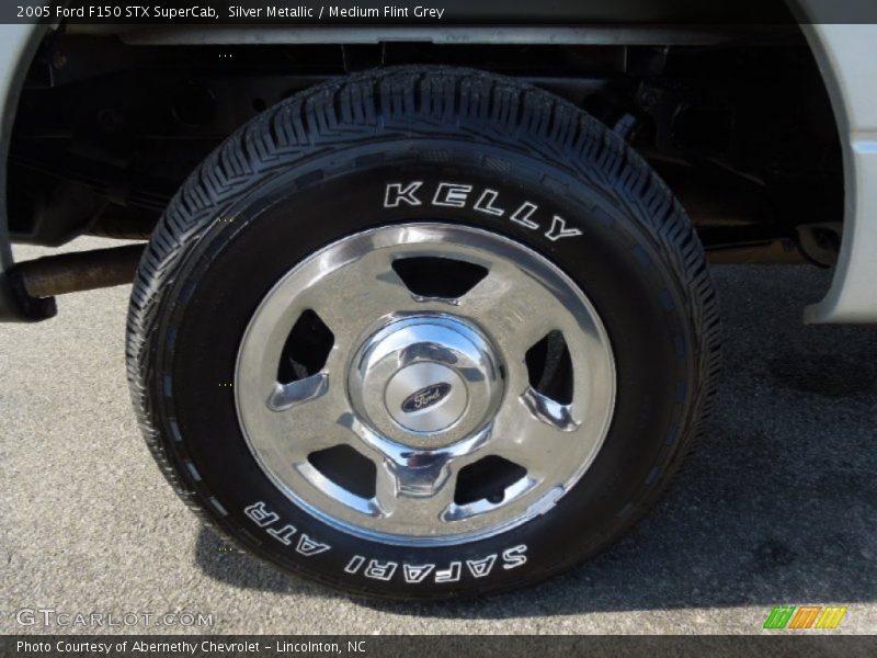 Silver Metallic / Medium Flint Grey 2005 Ford F150 STX SuperCab