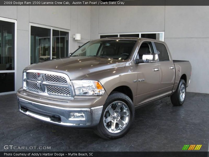 Austin Tan Pearl / Dark Slate Gray 2009 Dodge Ram 1500 Laramie Crew Cab