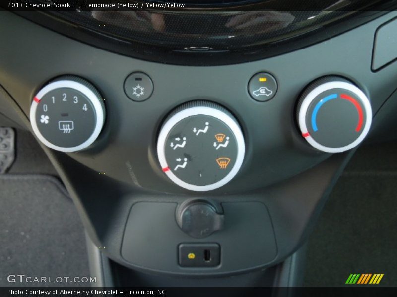 Lemonade (Yellow) / Yellow/Yellow 2013 Chevrolet Spark LT