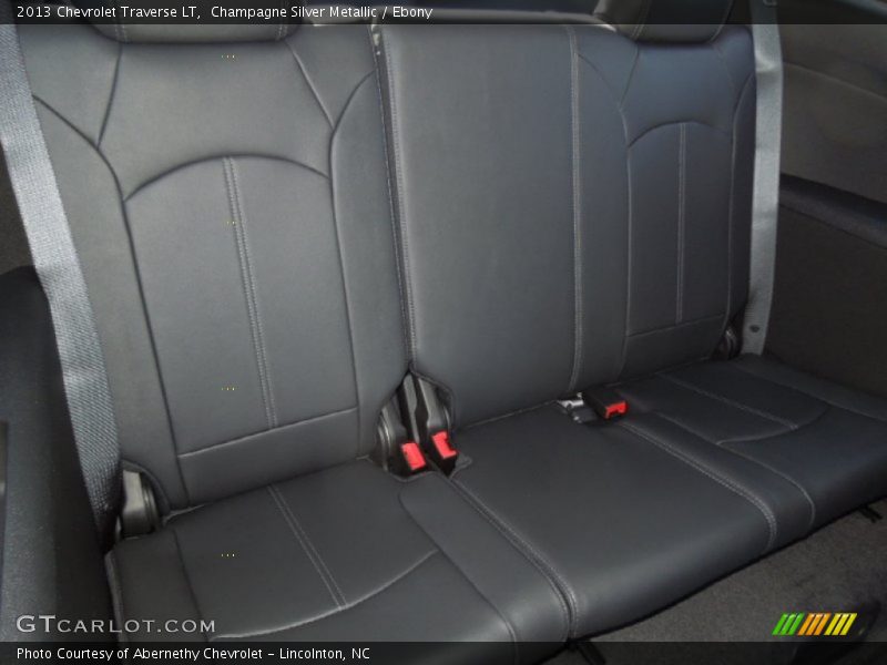 Champagne Silver Metallic / Ebony 2013 Chevrolet Traverse LT