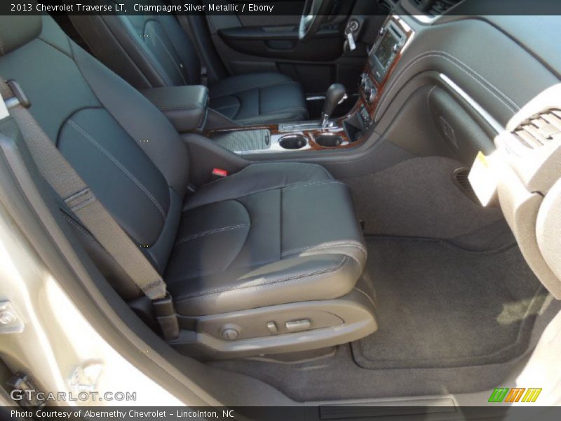 Champagne Silver Metallic / Ebony 2013 Chevrolet Traverse LT
