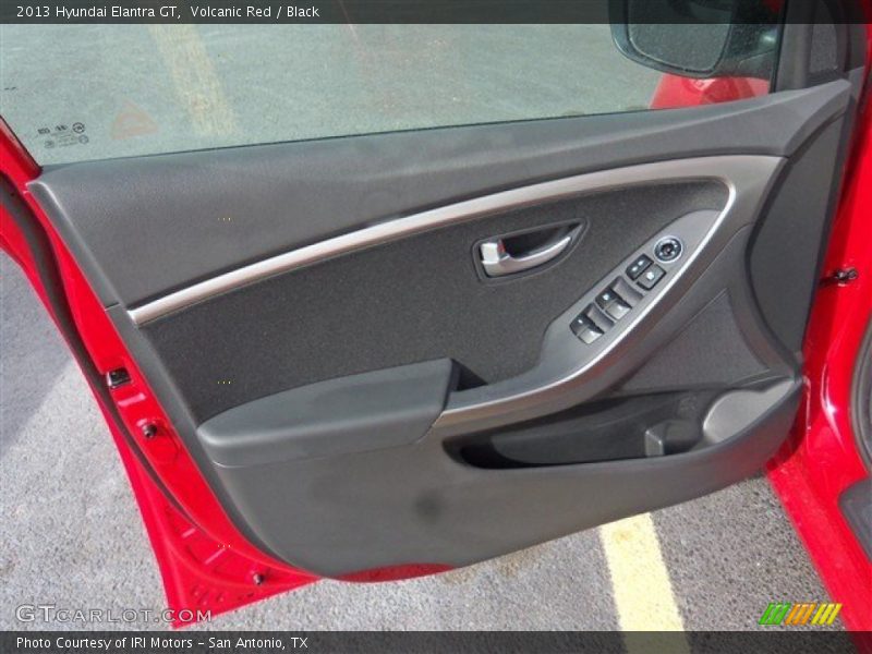 Volcanic Red / Black 2013 Hyundai Elantra GT