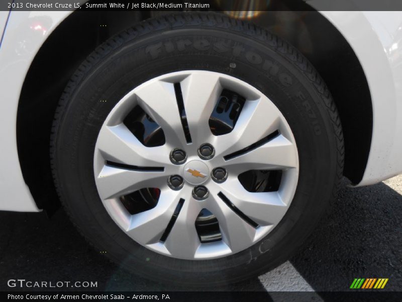 Summit White / Jet Black/Medium Titanium 2013 Chevrolet Cruze LS