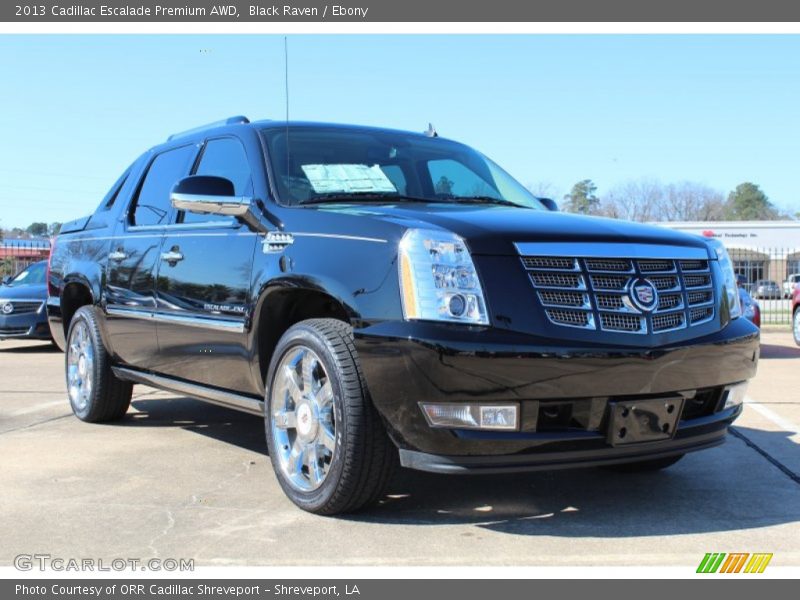 Front 3/4 View of 2013 Escalade Premium AWD