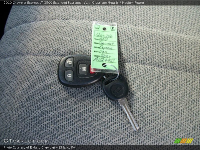 Graystone Metallic / Medium Pewter 2010 Chevrolet Express LT 3500 Extended Passenger Van