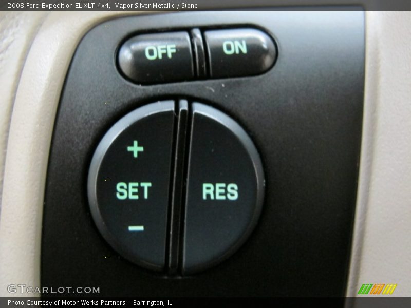 Controls of 2008 Expedition EL XLT 4x4