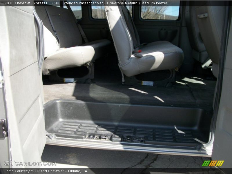 Graystone Metallic / Medium Pewter 2010 Chevrolet Express LT 3500 Extended Passenger Van