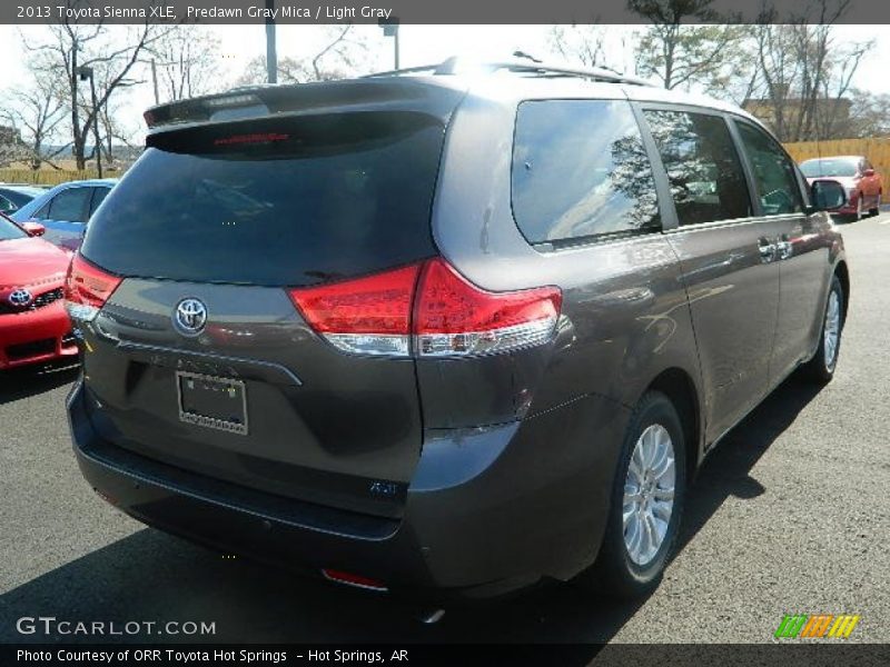Predawn Gray Mica / Light Gray 2013 Toyota Sienna XLE