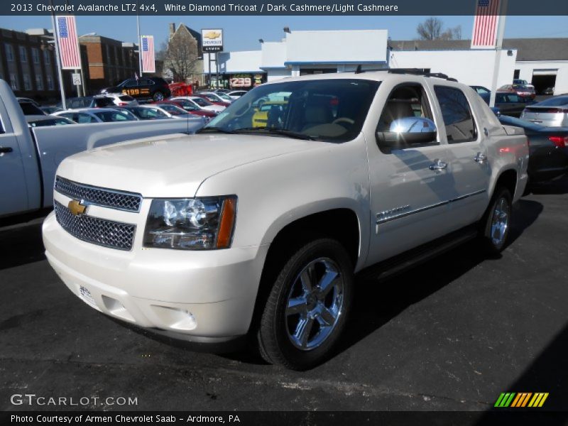 White Diamond Tricoat / Dark Cashmere/Light Cashmere 2013 Chevrolet Avalanche LTZ 4x4