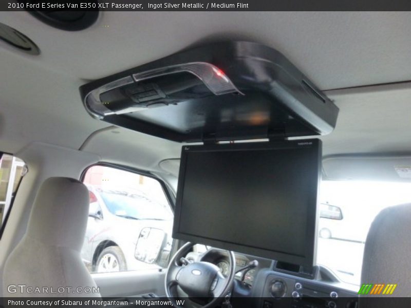 Ingot Silver Metallic / Medium Flint 2010 Ford E Series Van E350 XLT Passenger