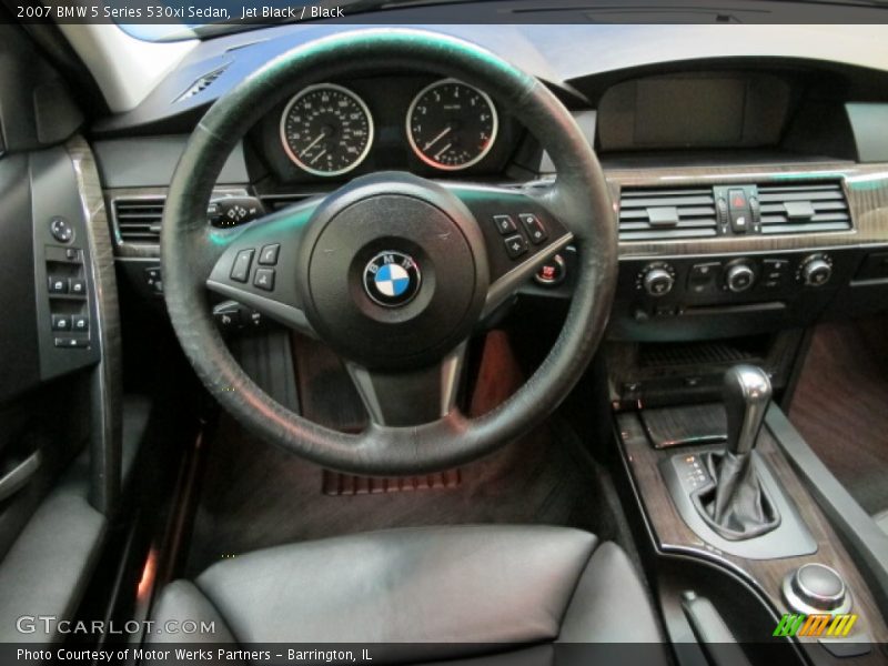 Jet Black / Black 2007 BMW 5 Series 530xi Sedan