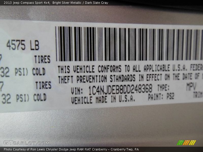 Bright Silver Metallic / Dark Slate Gray 2013 Jeep Compass Sport 4x4