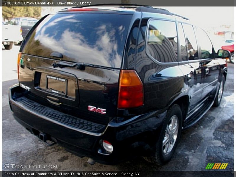 Onyx Black / Ebony 2005 GMC Envoy Denali 4x4