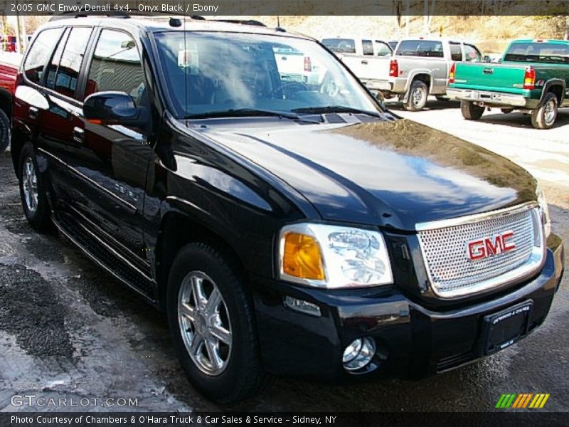 Onyx Black / Ebony 2005 GMC Envoy Denali 4x4