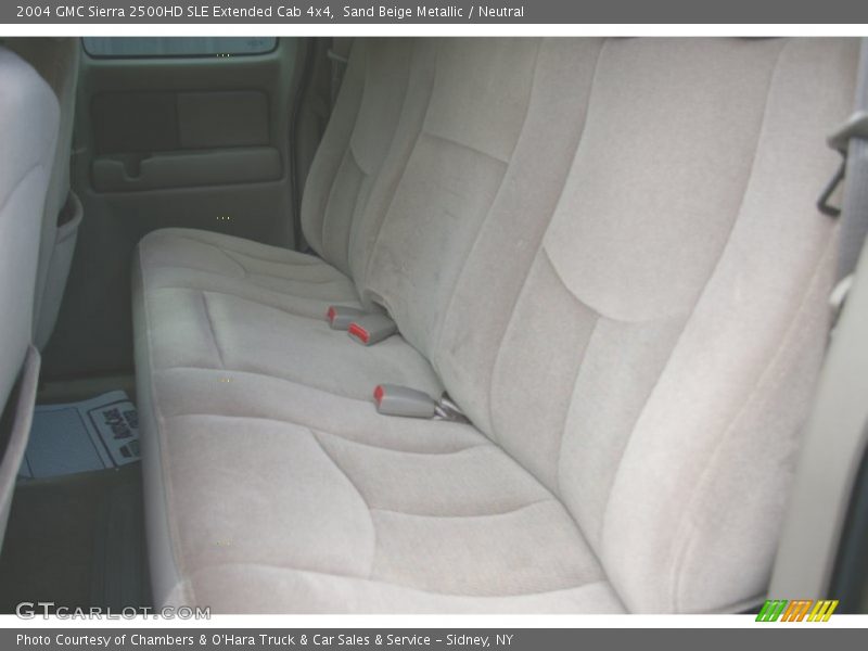 Sand Beige Metallic / Neutral 2004 GMC Sierra 2500HD SLE Extended Cab 4x4
