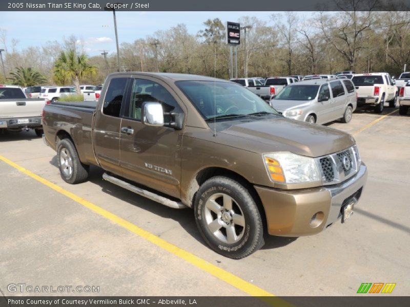 Front 3/4 View of 2005 Titan SE King Cab