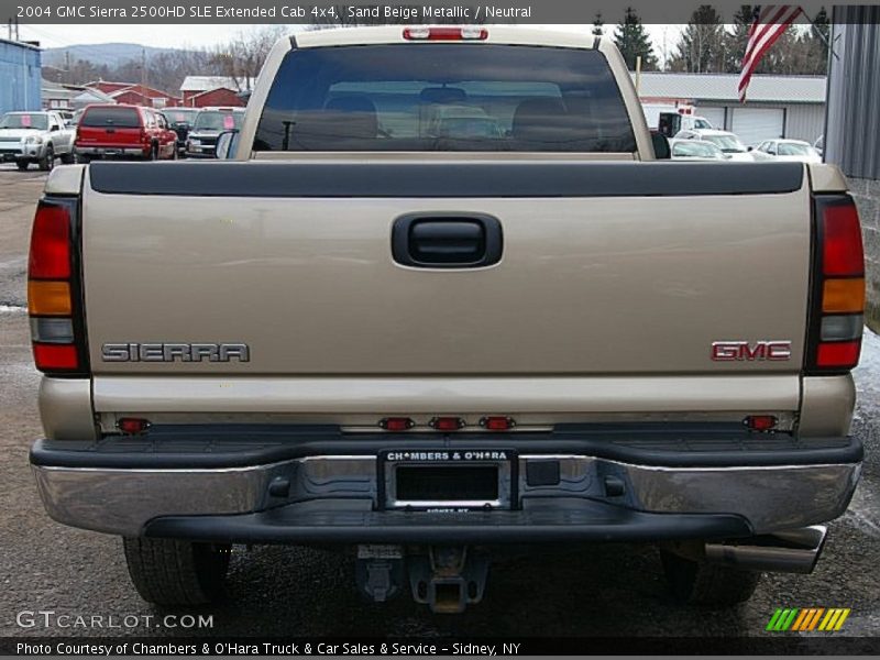 Sand Beige Metallic / Neutral 2004 GMC Sierra 2500HD SLE Extended Cab 4x4