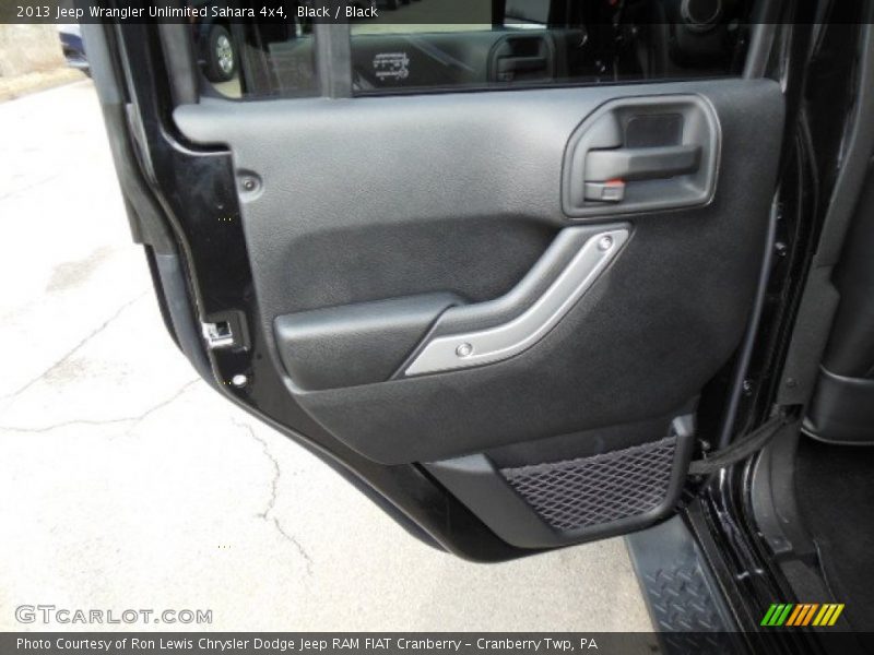 Black / Black 2013 Jeep Wrangler Unlimited Sahara 4x4