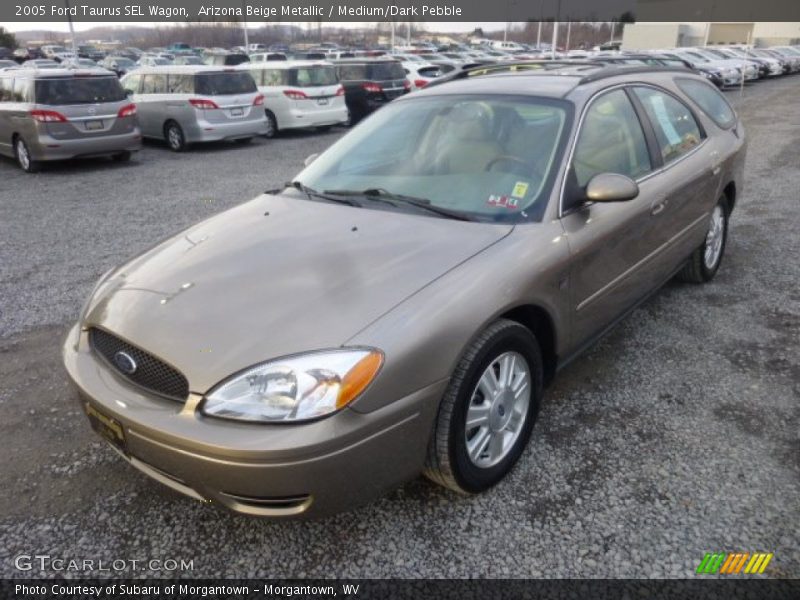 Front 3/4 View of 2005 Taurus SEL Wagon