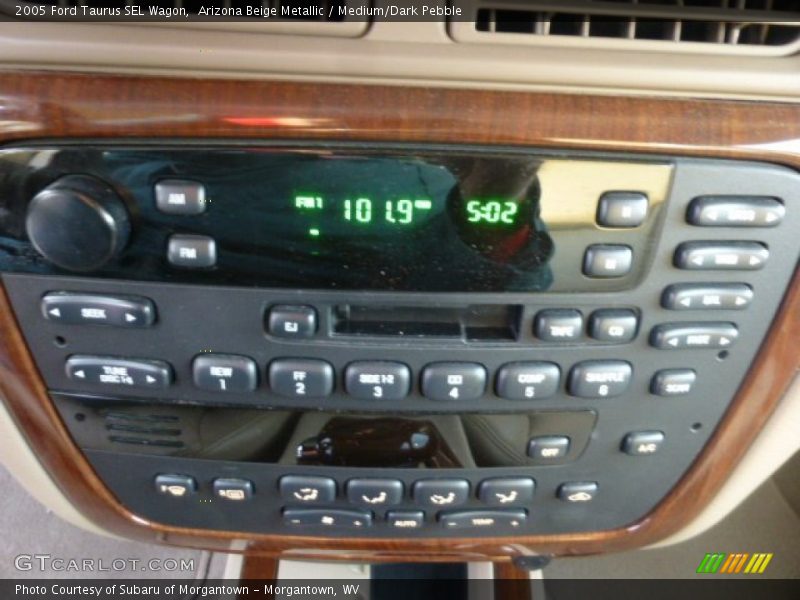 Controls of 2005 Taurus SEL Wagon