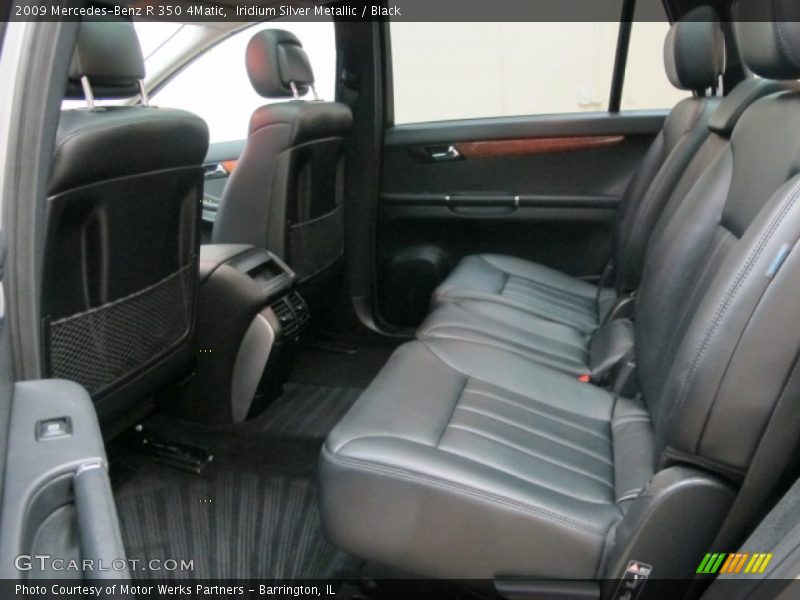 Rear Seat of 2009 R 350 4Matic