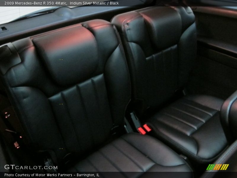 Rear Seat of 2009 R 350 4Matic