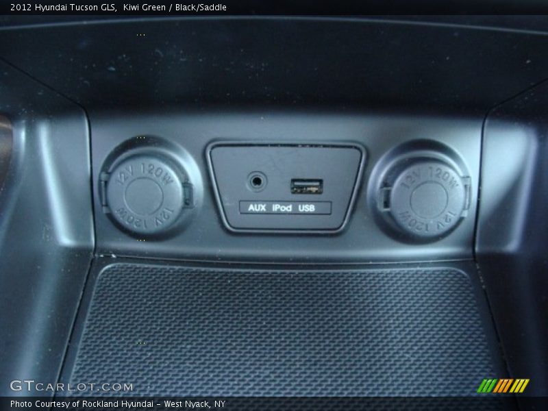 Kiwi Green / Black/Saddle 2012 Hyundai Tucson GLS