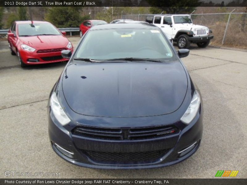 True Blue Pearl Coat / Black 2013 Dodge Dart SE