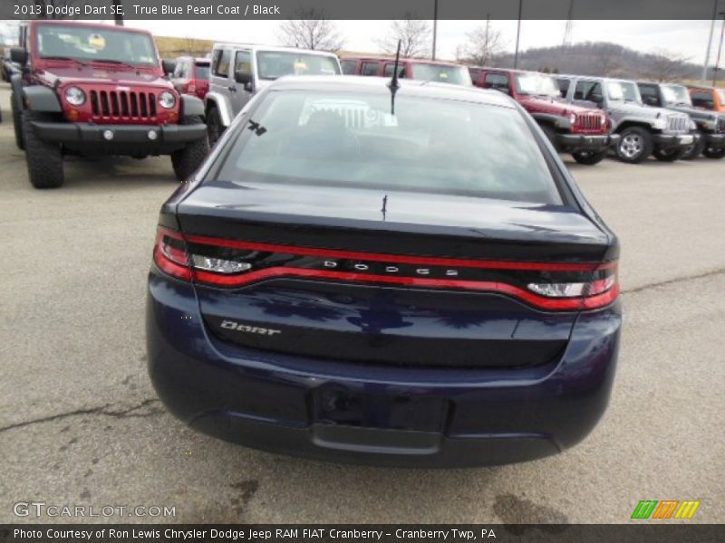 True Blue Pearl Coat / Black 2013 Dodge Dart SE
