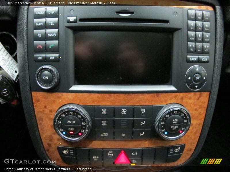 Controls of 2009 R 350 4Matic