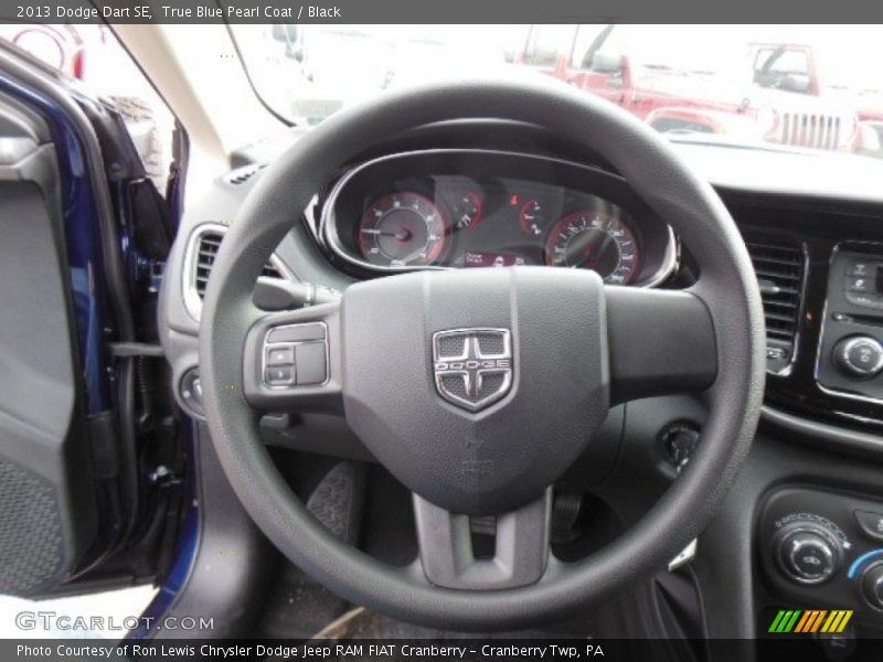 True Blue Pearl Coat / Black 2013 Dodge Dart SE