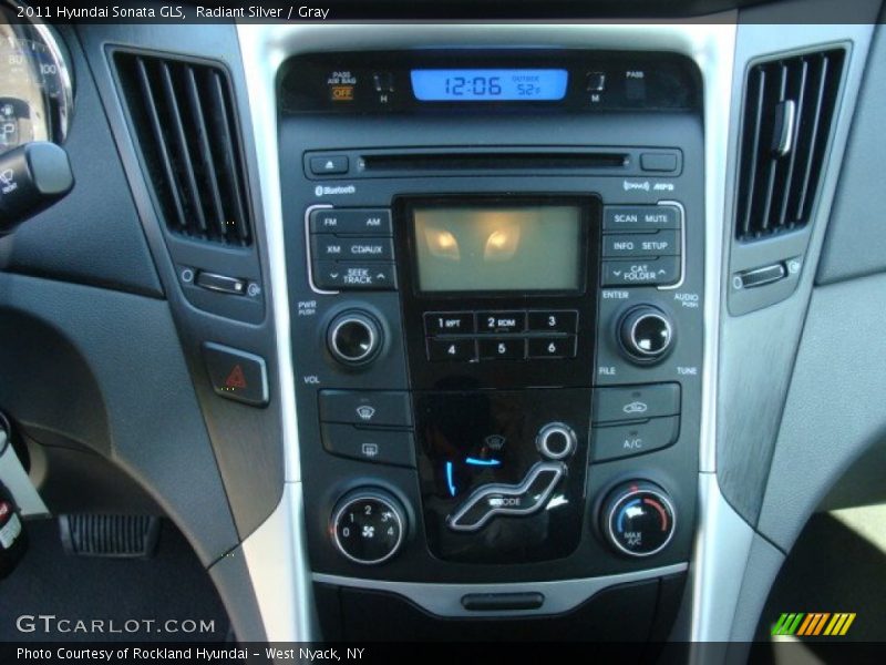 Radiant Silver / Gray 2011 Hyundai Sonata GLS