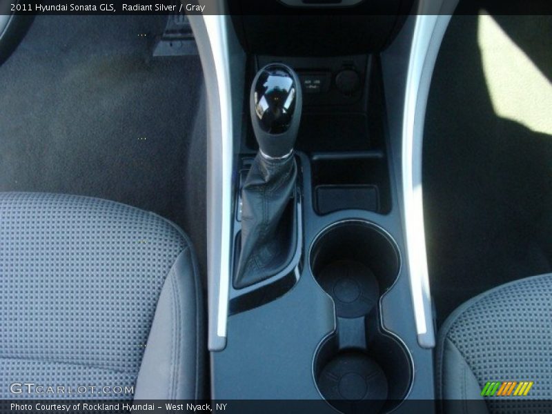 Radiant Silver / Gray 2011 Hyundai Sonata GLS