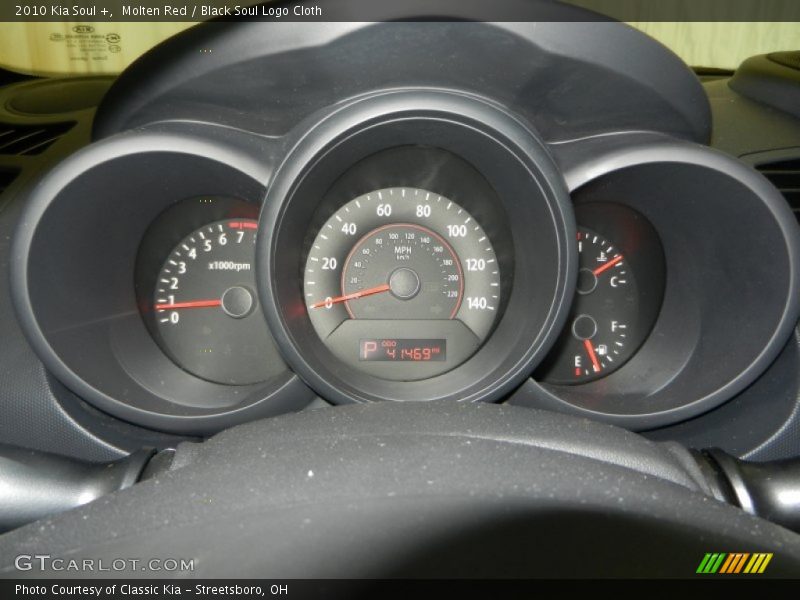 Molten Red / Black Soul Logo Cloth 2010 Kia Soul +