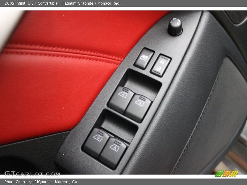 Controls of 2009 G 37 Convertible