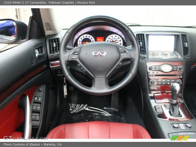 Dashboard of 2009 G 37 Convertible