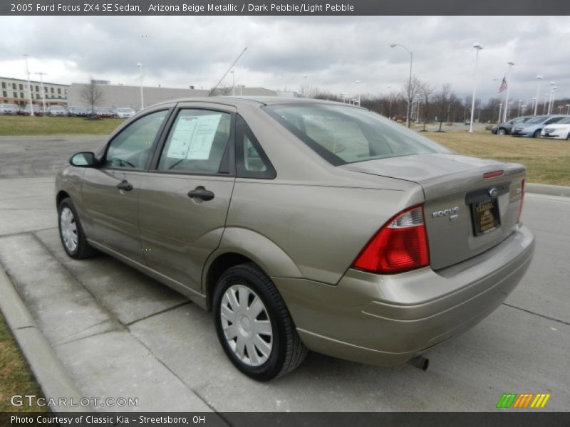 Arizona Beige Metallic / Dark Pebble/Light Pebble 2005 Ford Focus ZX4 SE Sedan