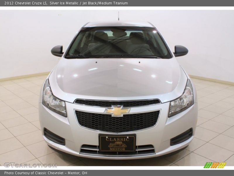 Silver Ice Metallic / Jet Black/Medium Titanium 2012 Chevrolet Cruze LS