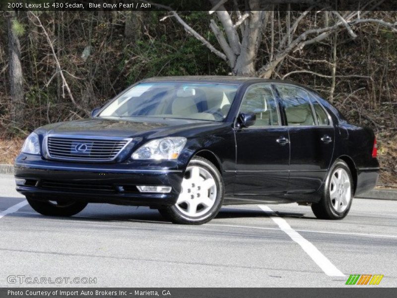 Front 3/4 View of 2005 LS 430 Sedan